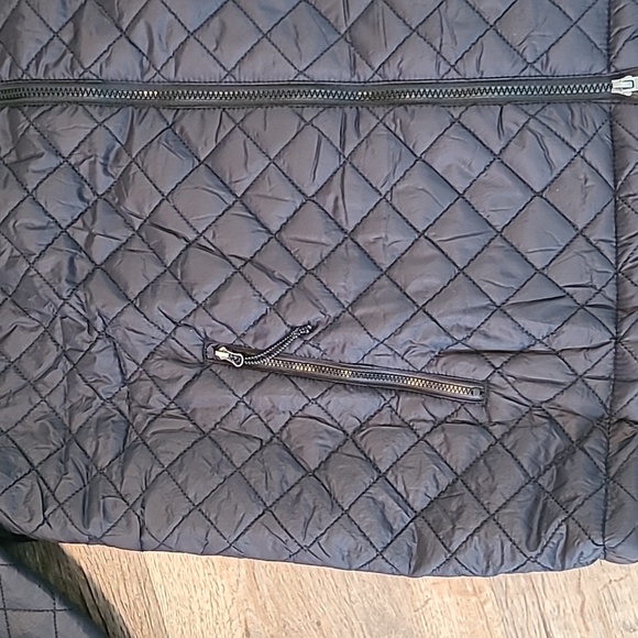 ST. JOHN'S BAY BRAND MEN'S BLACK AND GREEN WINTER HOODED COAT SIZE XL - Picture 17 of 17